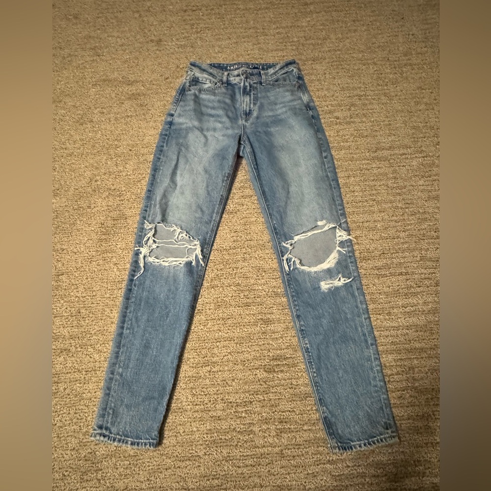 American Eagle Distressed Blue Jeans Size 2